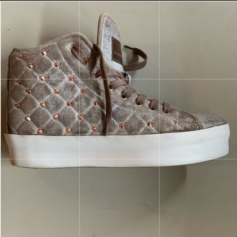 Alexander Smith London Euc Copper Rivets Sneakers